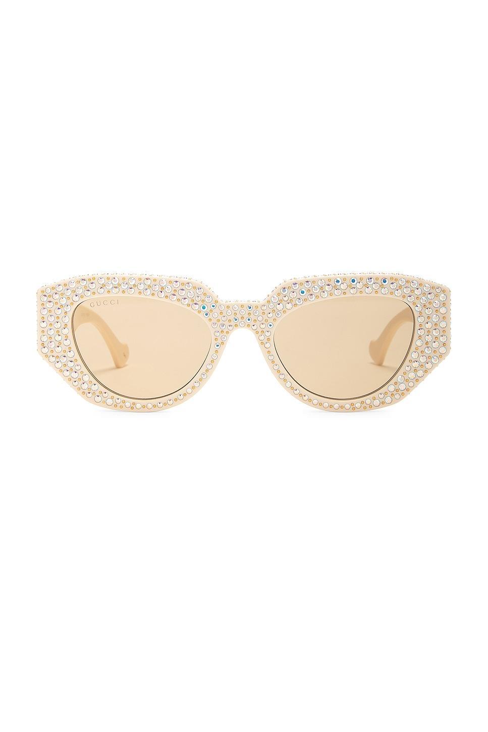 Gucci Geometrical Directional Sunglasses Cream.. Product Image