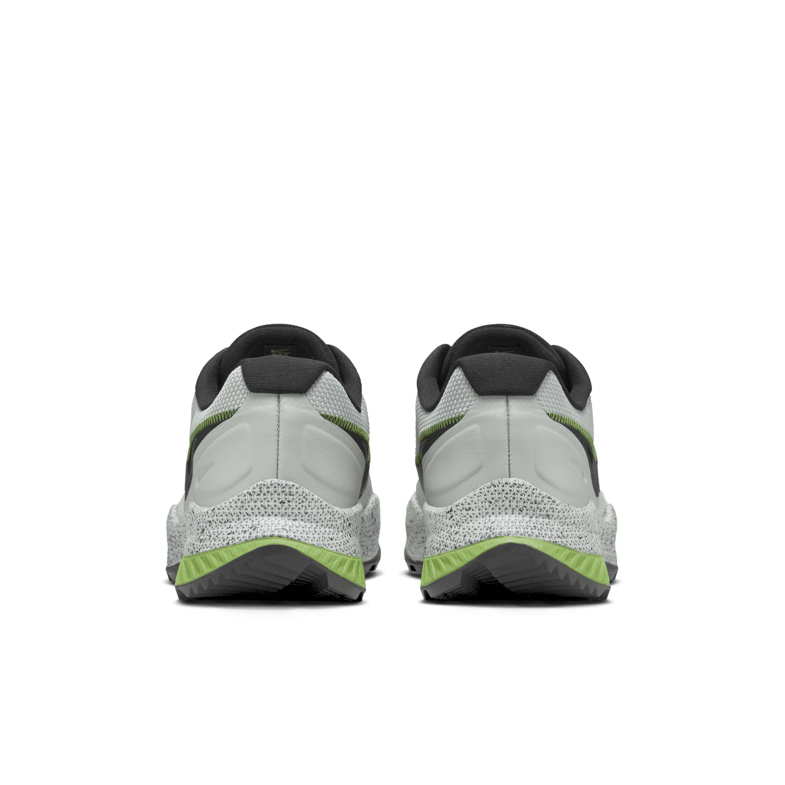 Nike Men's React SFB Carbon Low Menâs Elite Outdoor Shoes Product Image