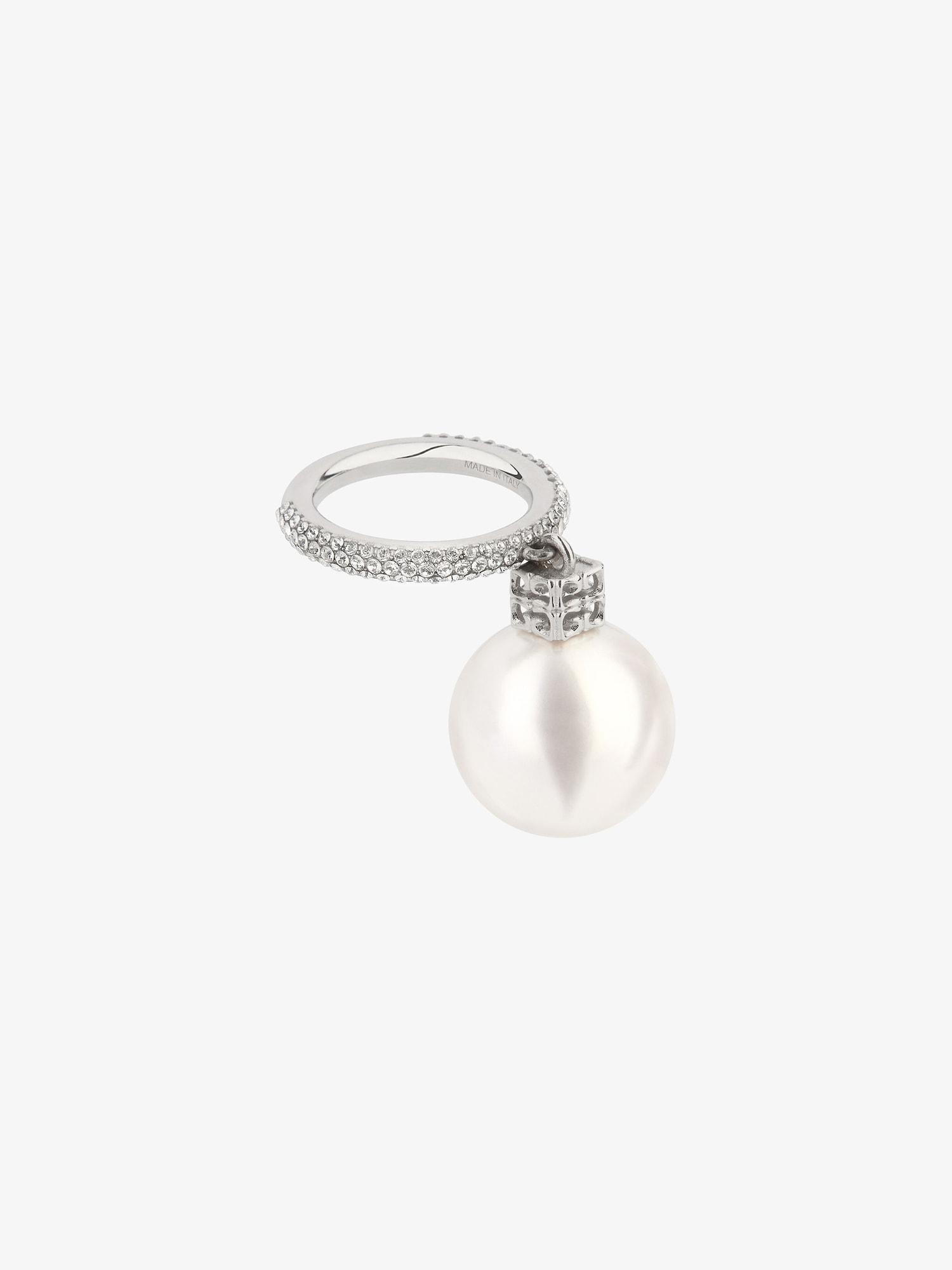 Pearl ring in metal with crystals Product Image