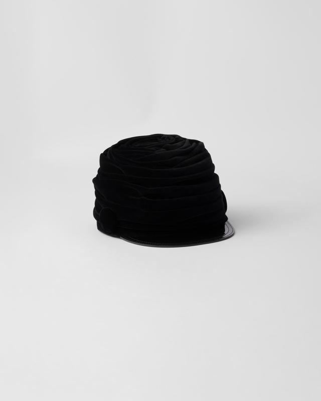 Velvet hat Product Image