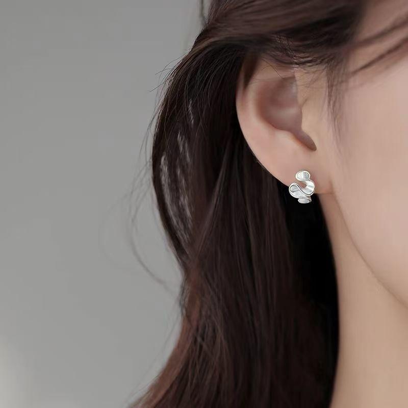 Sterling Silver Floral Stud Earring Product Image