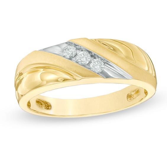 Men's 1/6 CT. T.w. Diamond Slant Three Stone Comfort Fit Wedding Band in 14K Gold Product Image