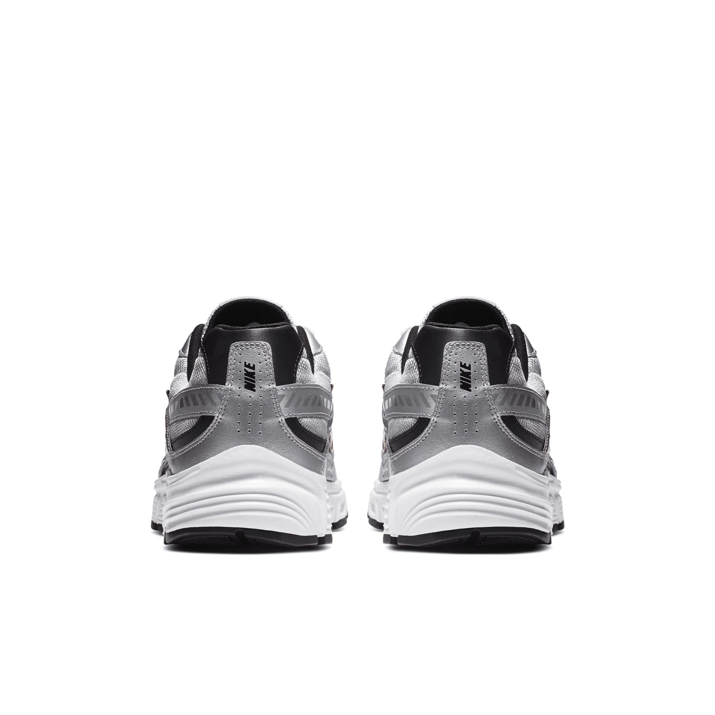 Nike Men's Initiator Sneaker Running Sneakers Product Image