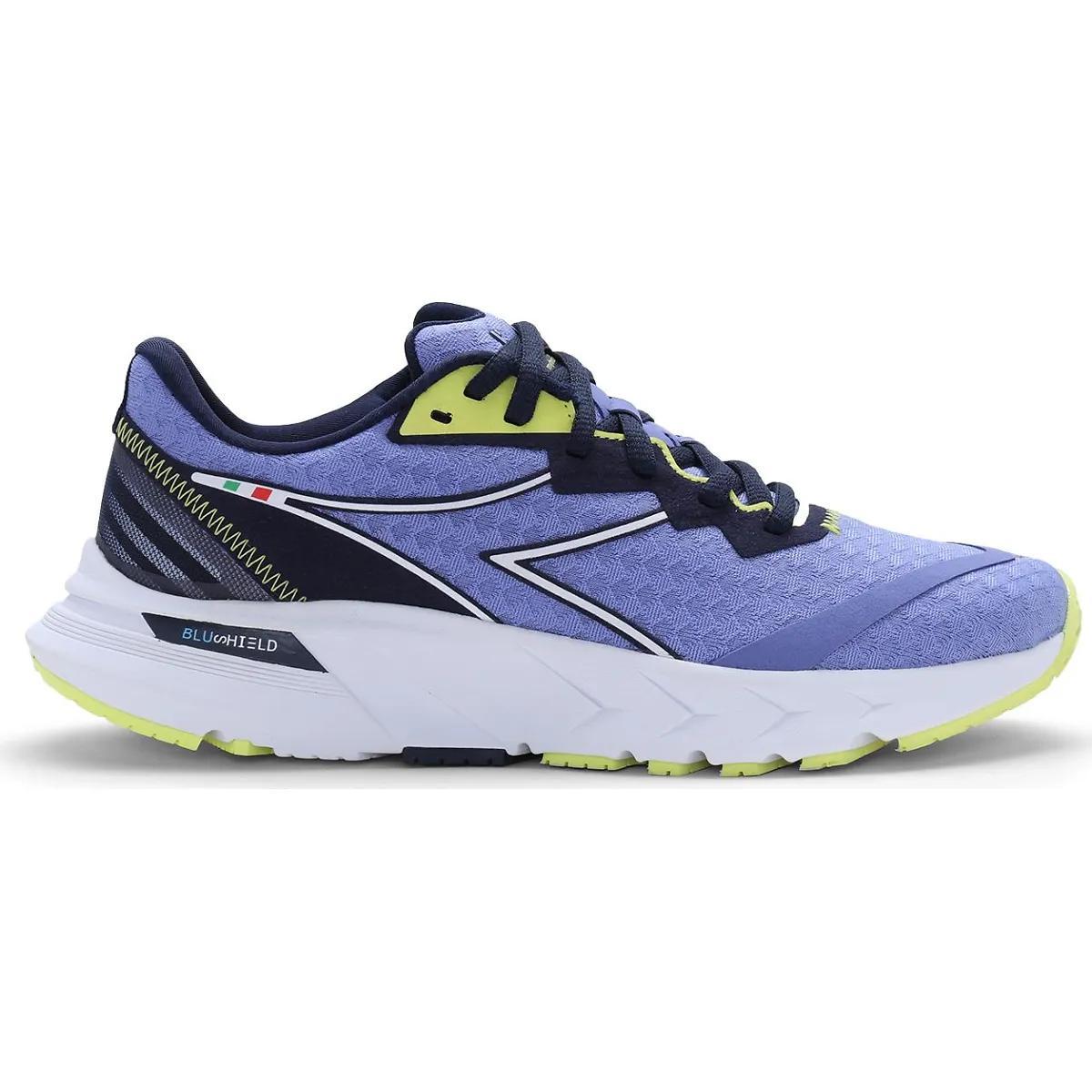 Women's | Diadora Mythos Blushield Volo 2 Product Image