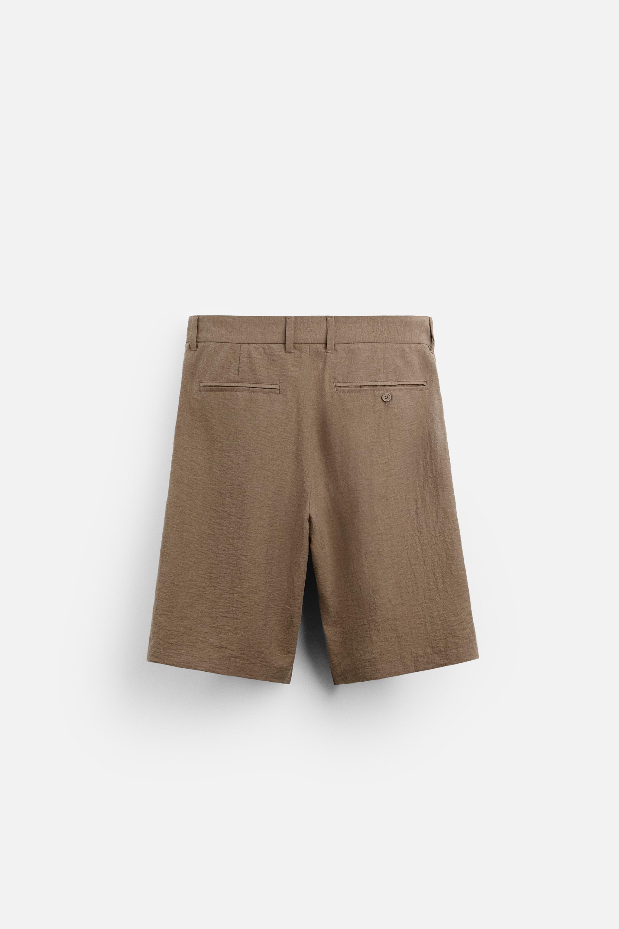 PLEATED WRINKLE LOOK SHORTS Product Image