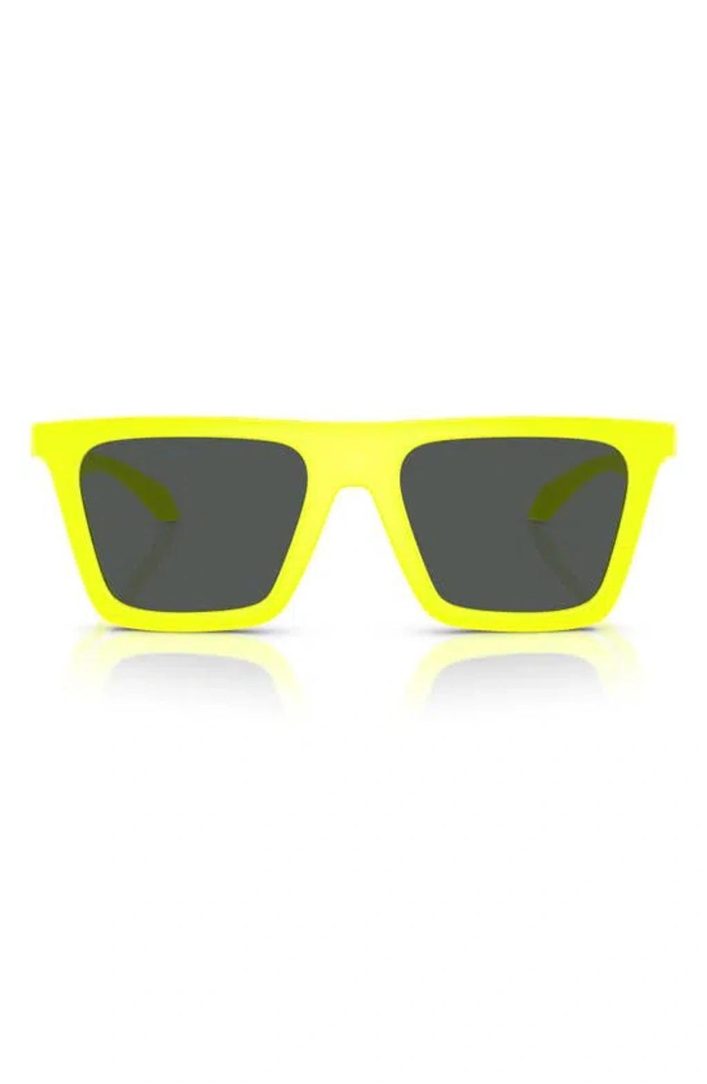 Sunglasses In Bianco/grigio Product Image