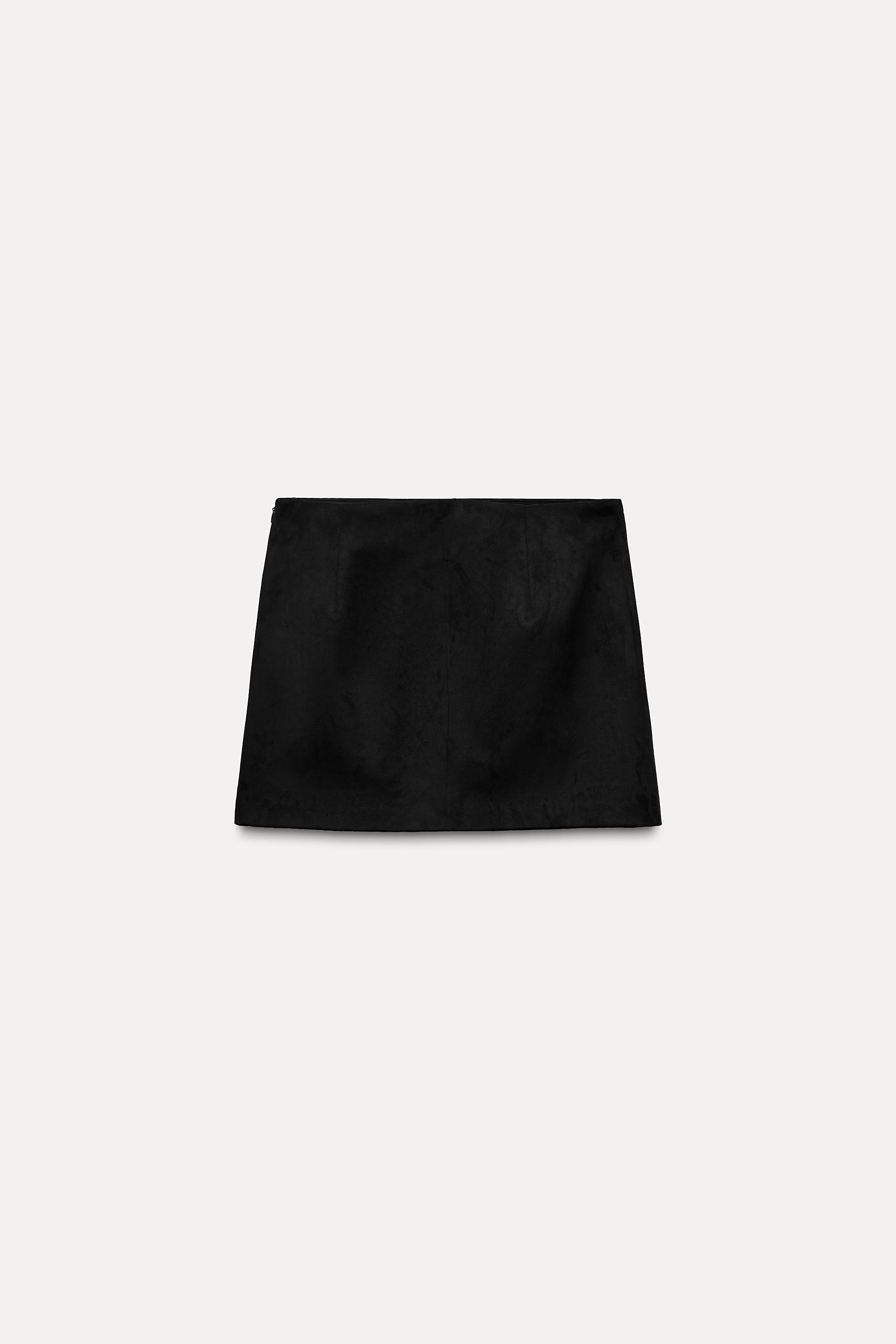 SPLIT SKIRT WITH BUTTONS Product Image