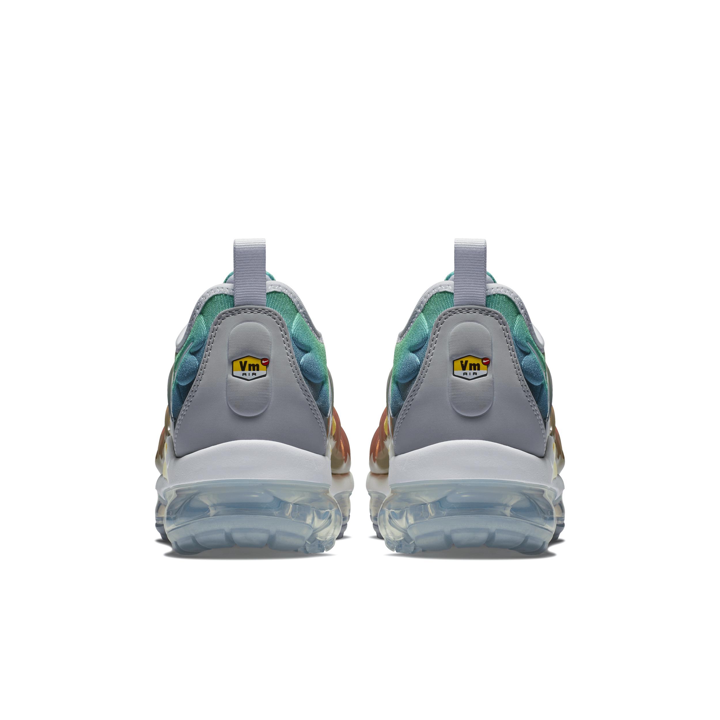 Nike Mens Air VaporMax Plus Shoes Product Image