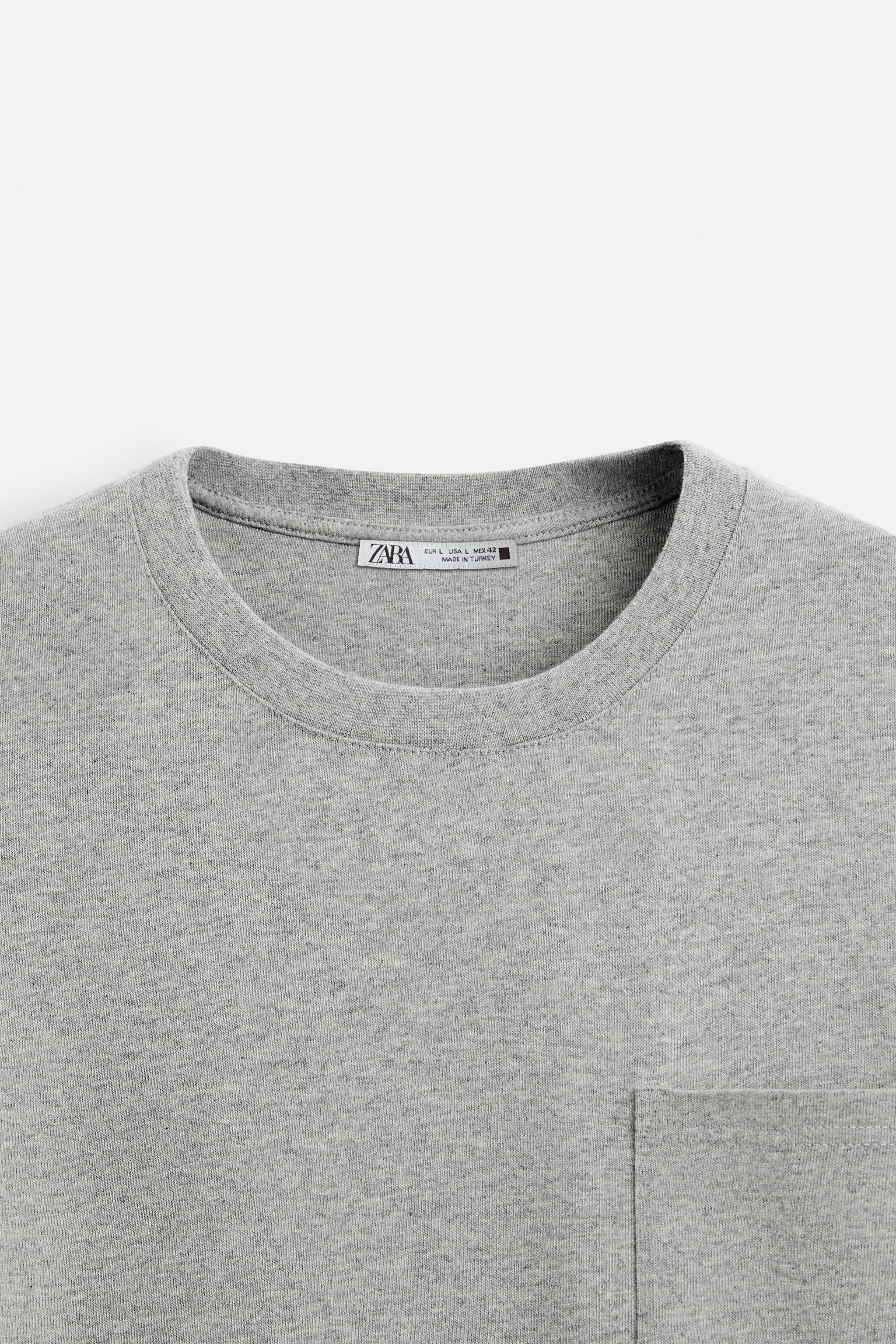 POCKET T-SHIRT Product Image