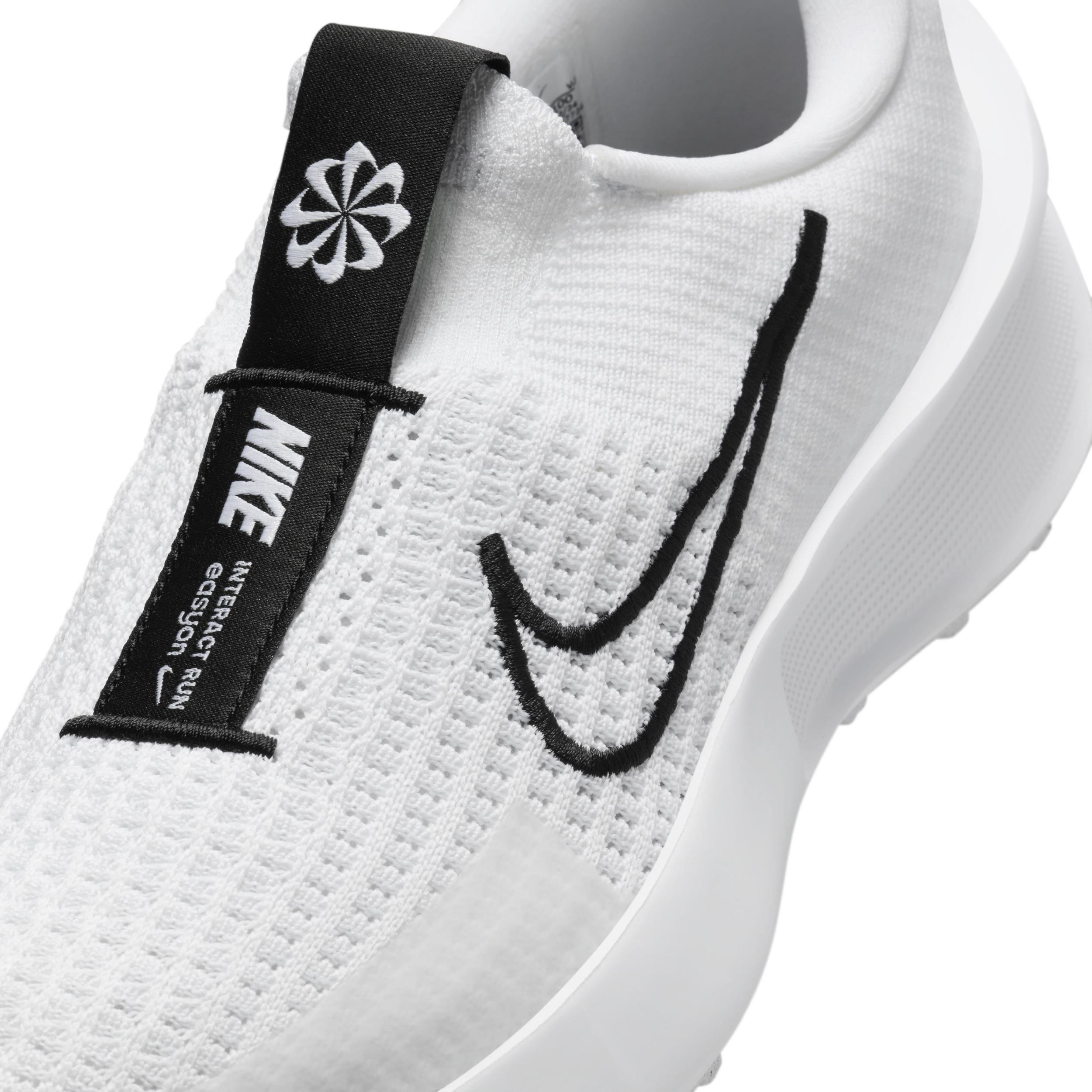 Nike Women's Interact Run EasyOn Road Running Shoes Product Image