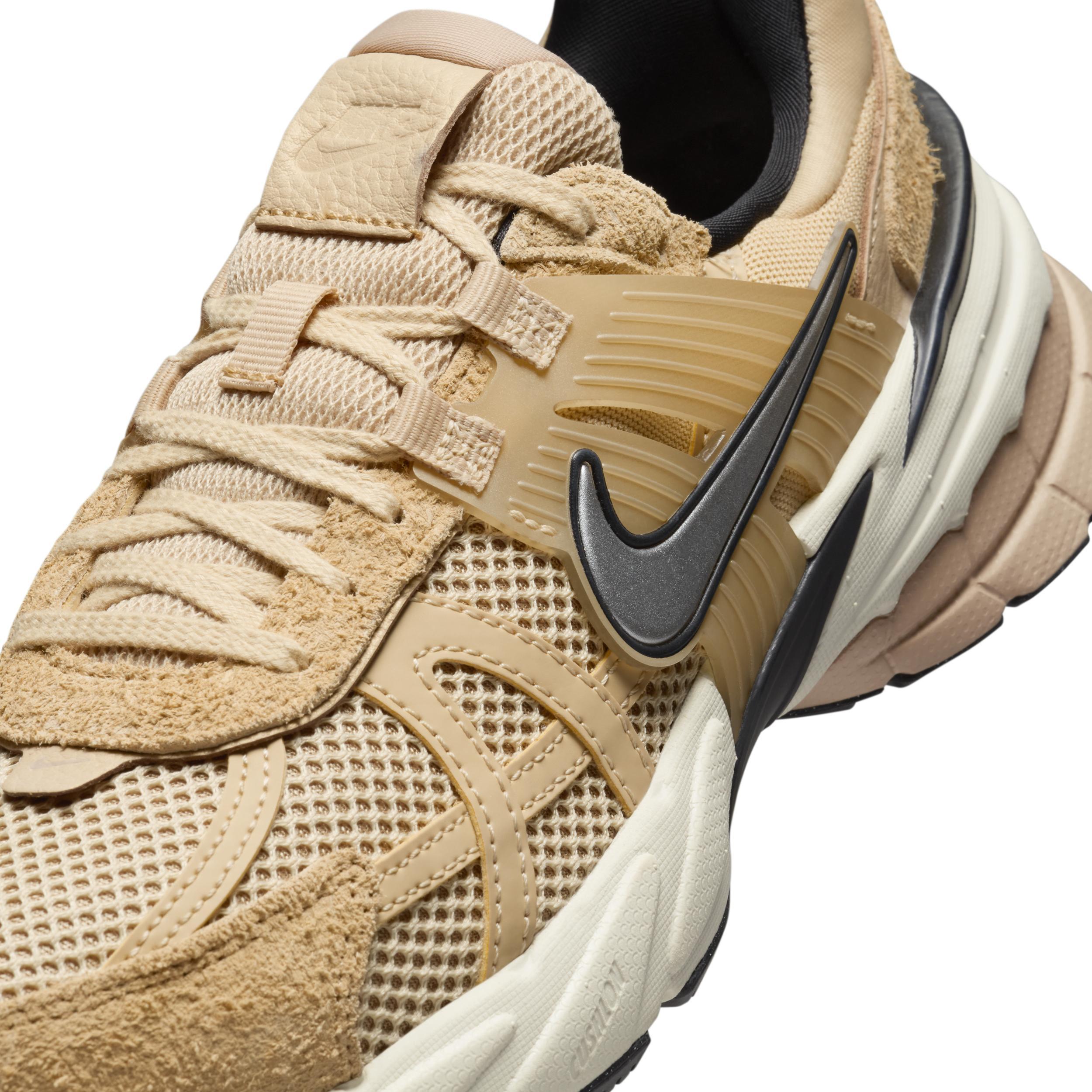 Nike Womens V2K Run Shoes Product Image