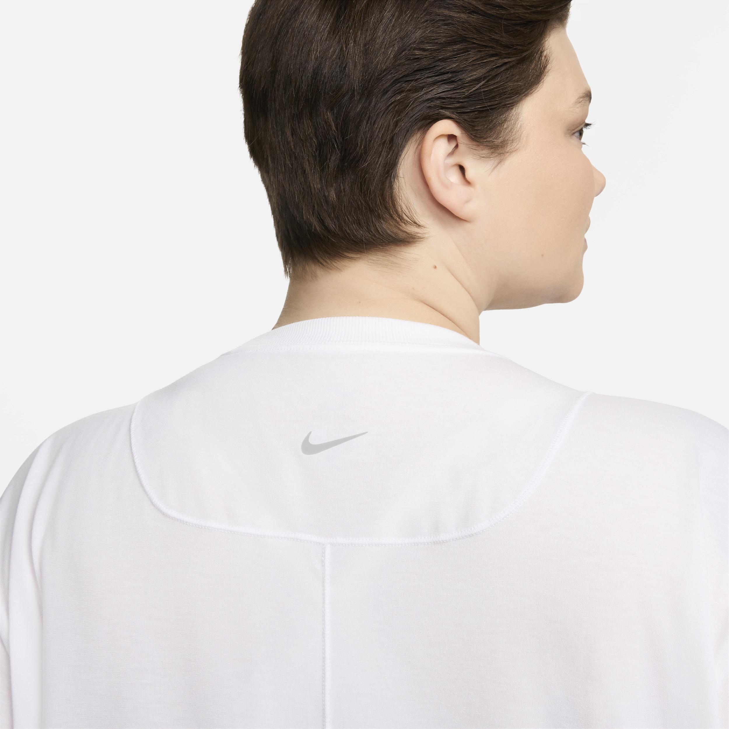 Nike Womens One Relaxed Dri-FIT Short-Sleeve Top (Plus Size) Product Image