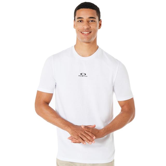 Oakley Mens Bark New Short Sleeve Product Image