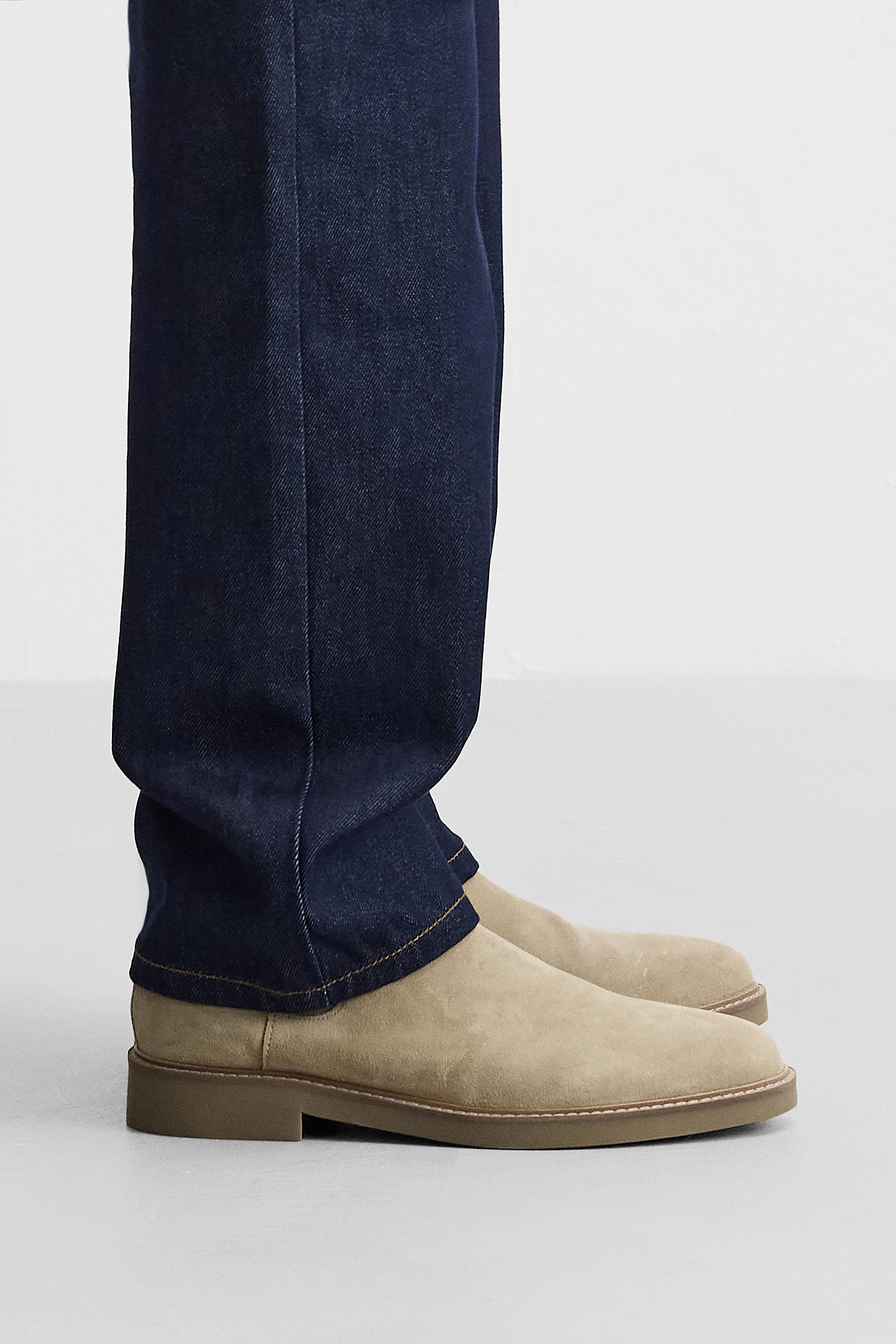 LEATHER CHELSEA BOOTS Product Image