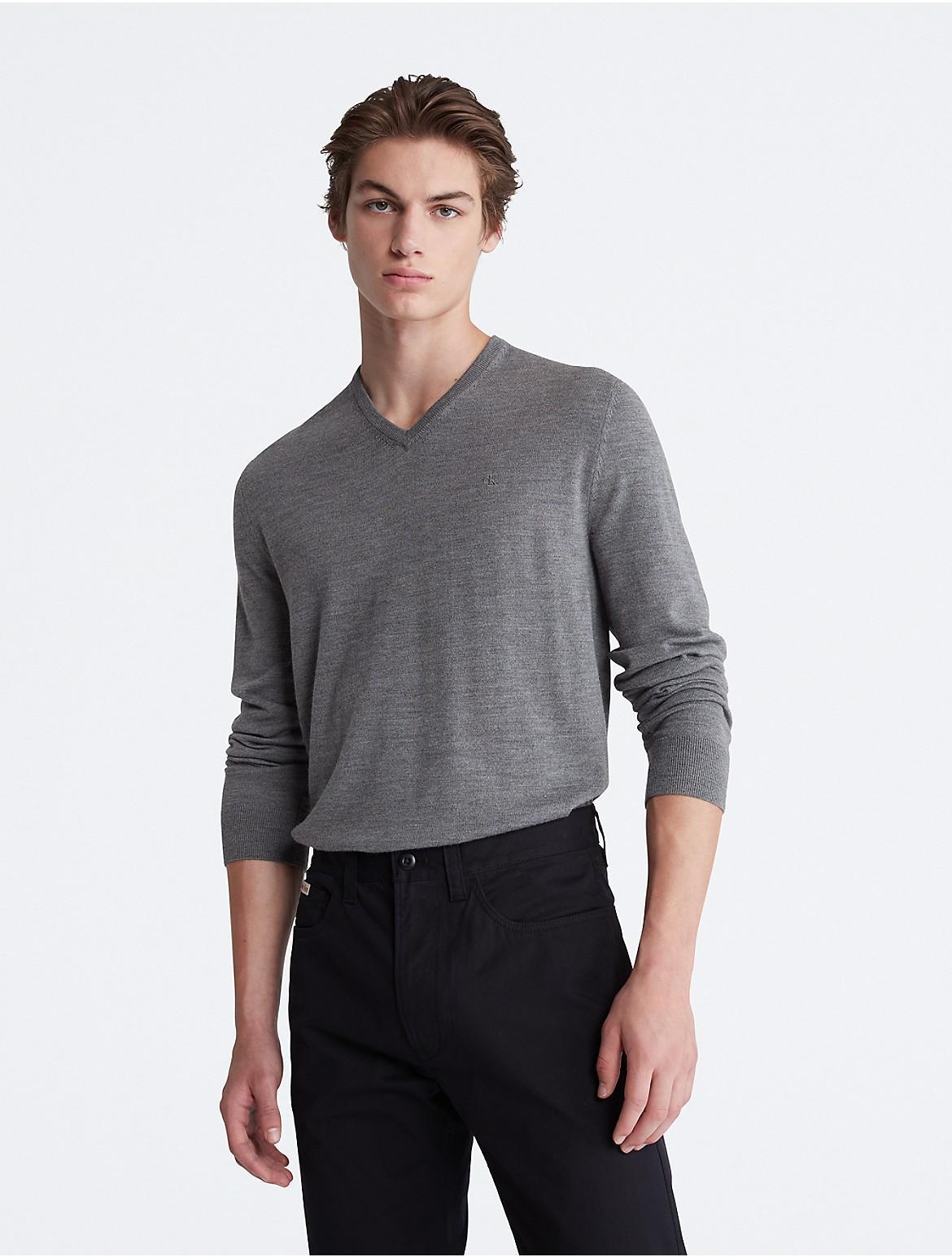 Calvin Klein Mens Extra Fine Merino Wool Blend V-Neck Sweater - Grey - M Product Image