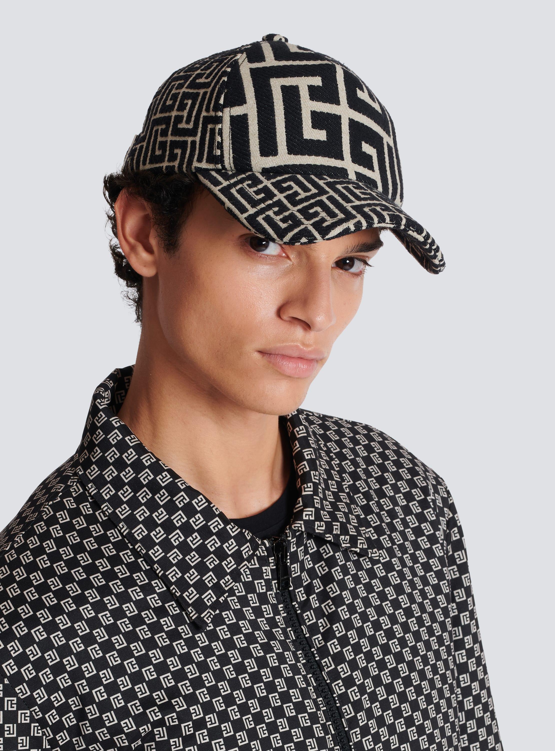 Monogrammed jacquard cap Product Image