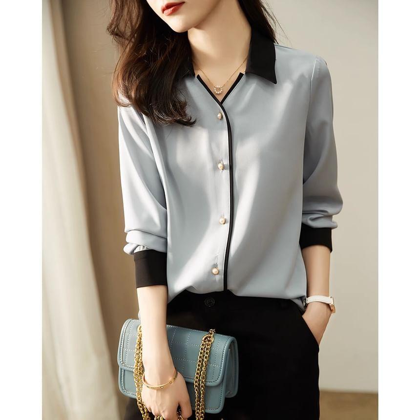 Long Sleeve Collared V-Neck Two Tone Button Blouse Product Image