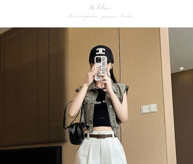 High Waist Pleated Casual Shorts With Rolled Hem Product Image