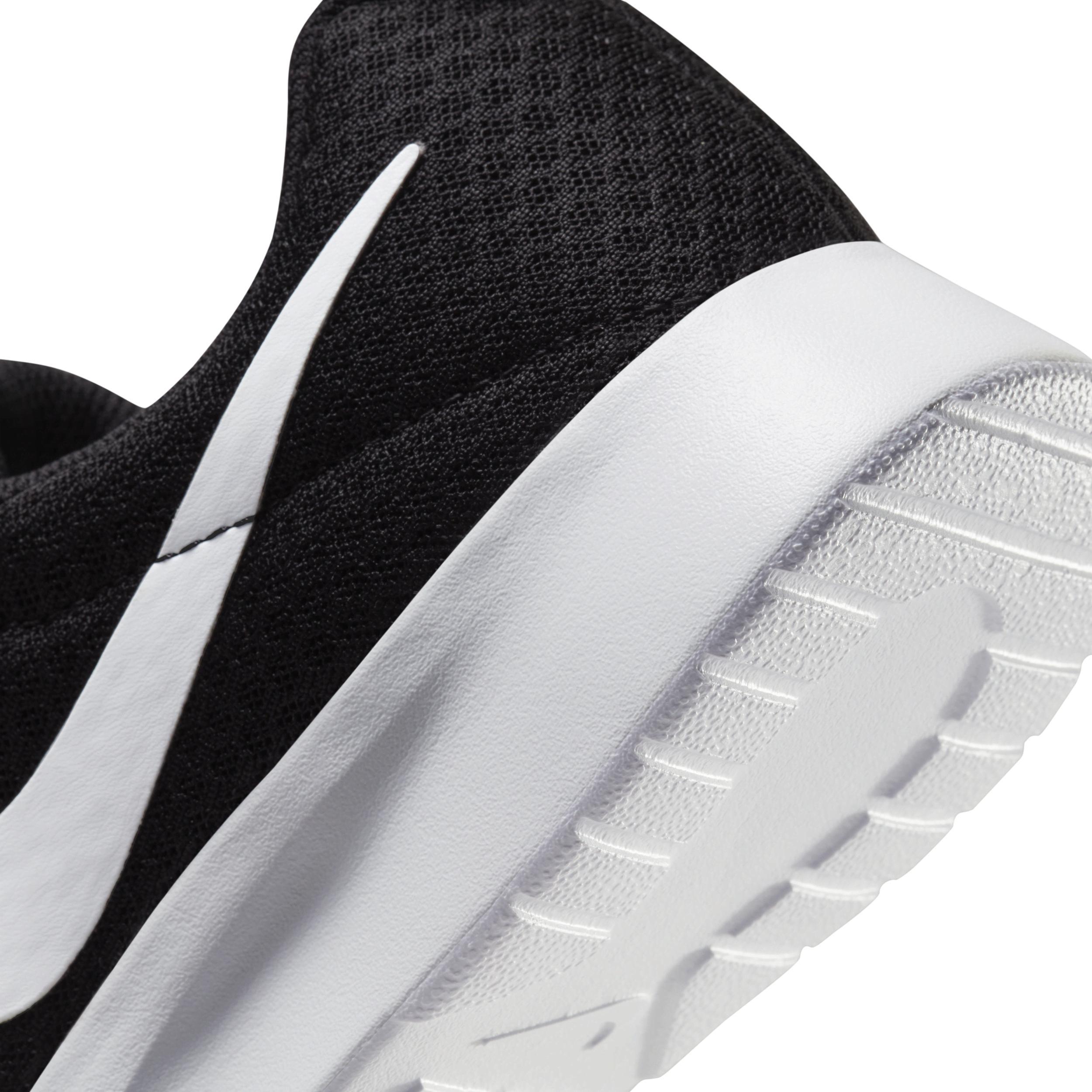 Nike Tanjun Women's Shoes Product Image