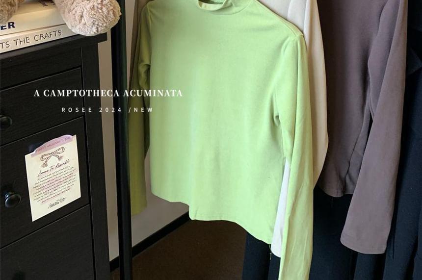 Long-Sleeve Mock Neck Plain Slim Fit Tee Product Image