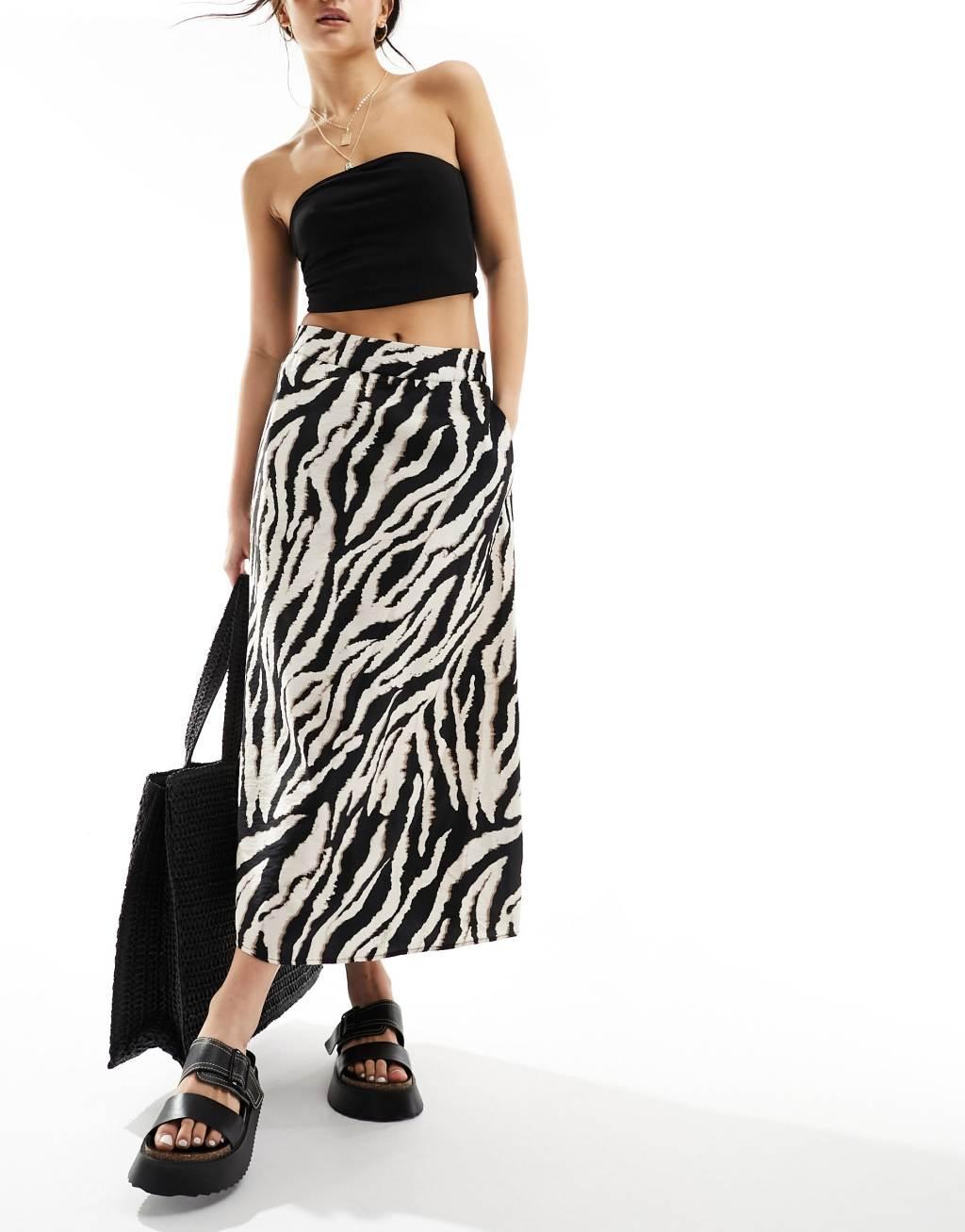 Object a line midi skirt in zebra print Product Image