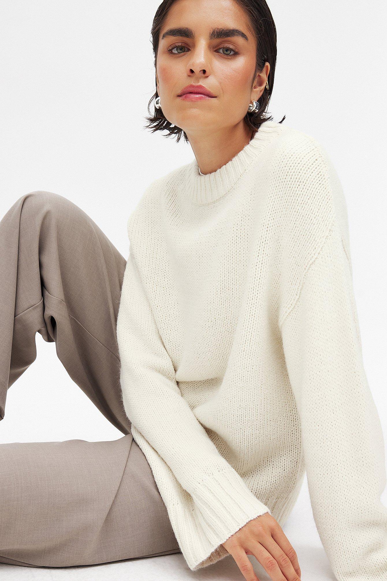 Round Neck Knitted Sweater Product Image