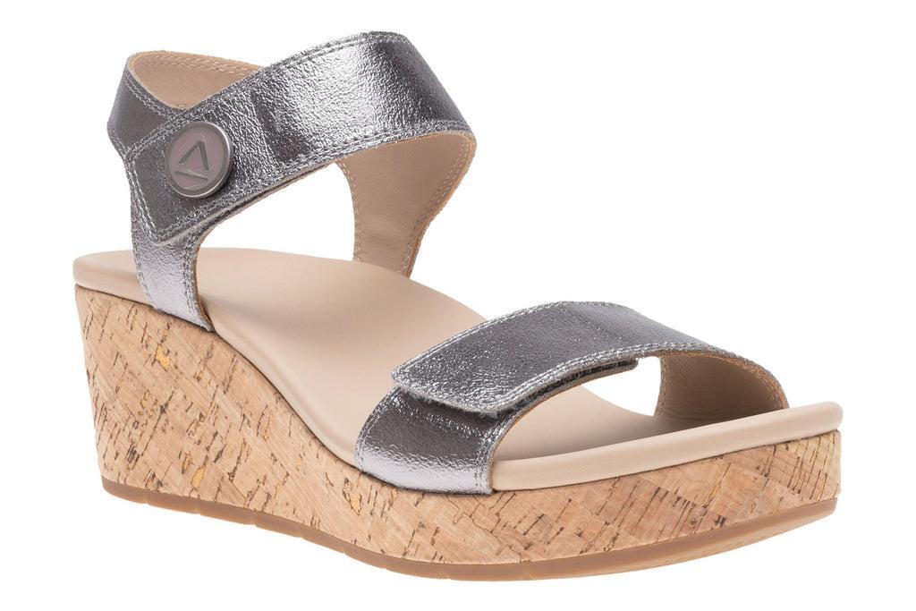 Riviera Strap Sandal Female Product Image