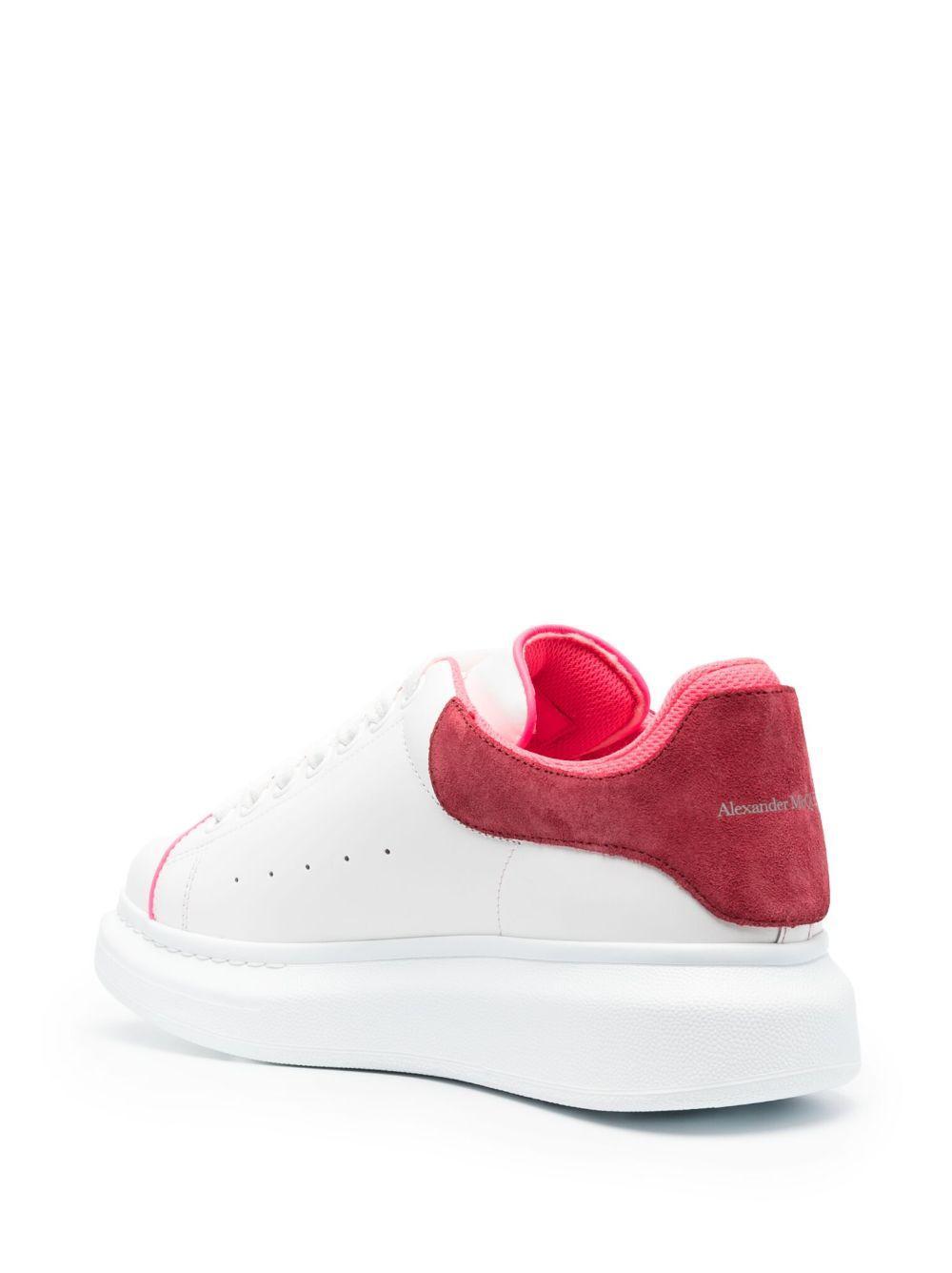 lace-up low-top sneakers Product Image