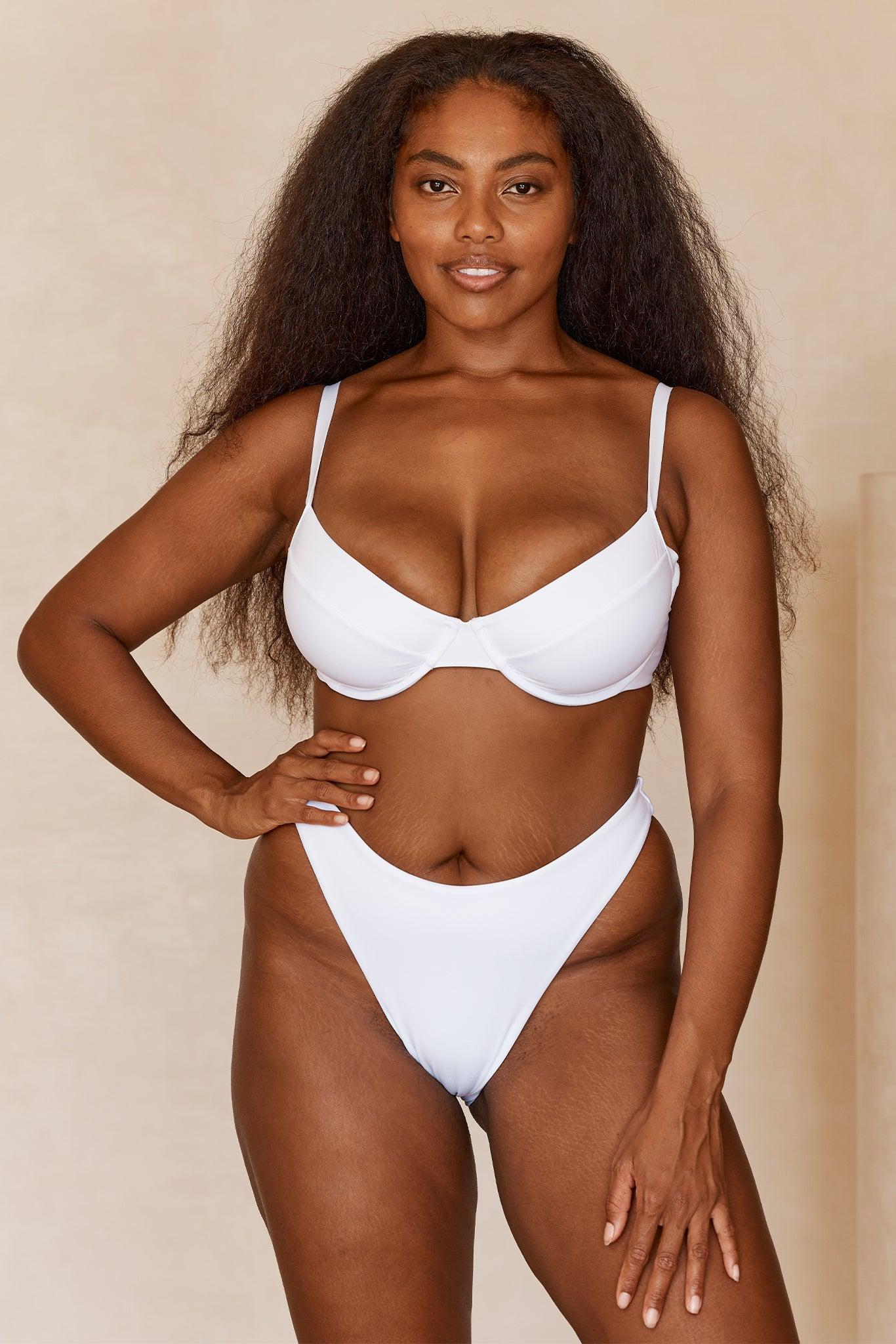 Capri Thong - True White Product Image