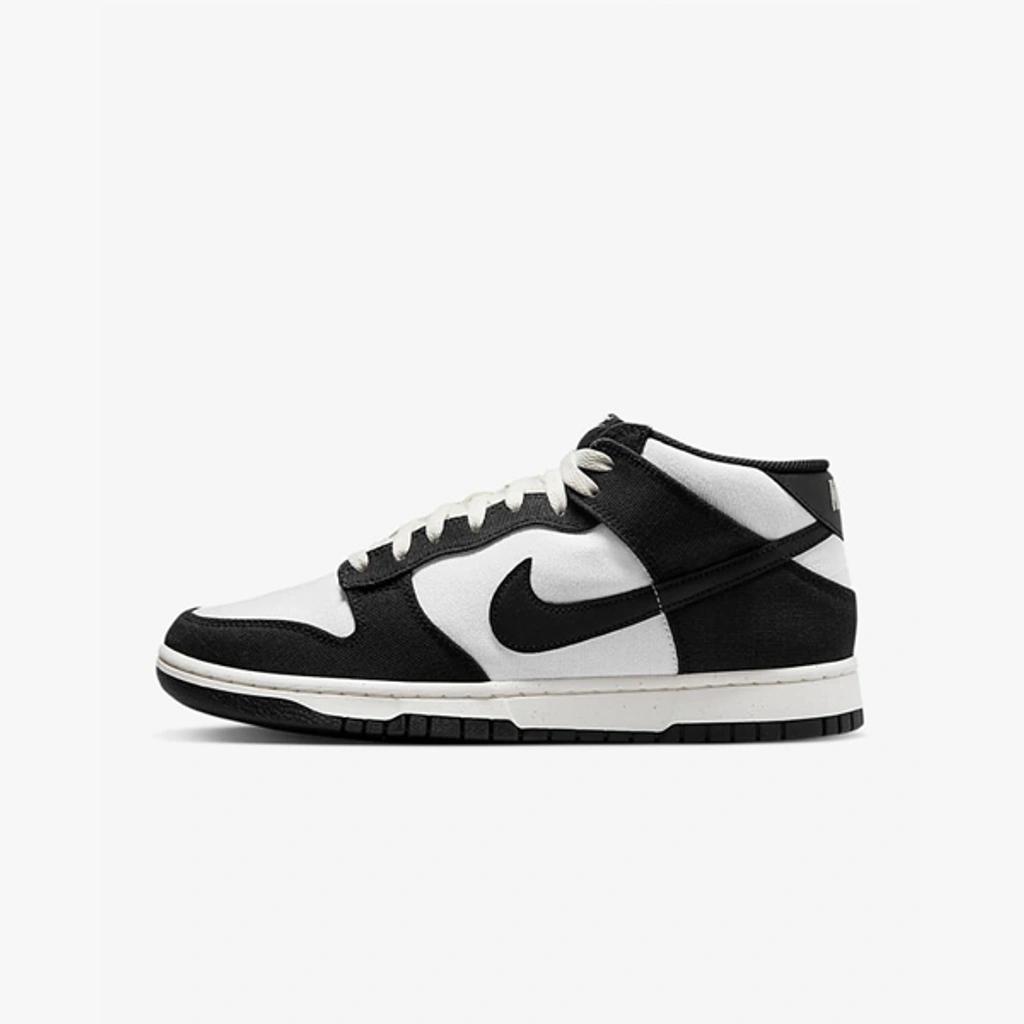 Dunk Mid "black/white" Sneakers Product Image