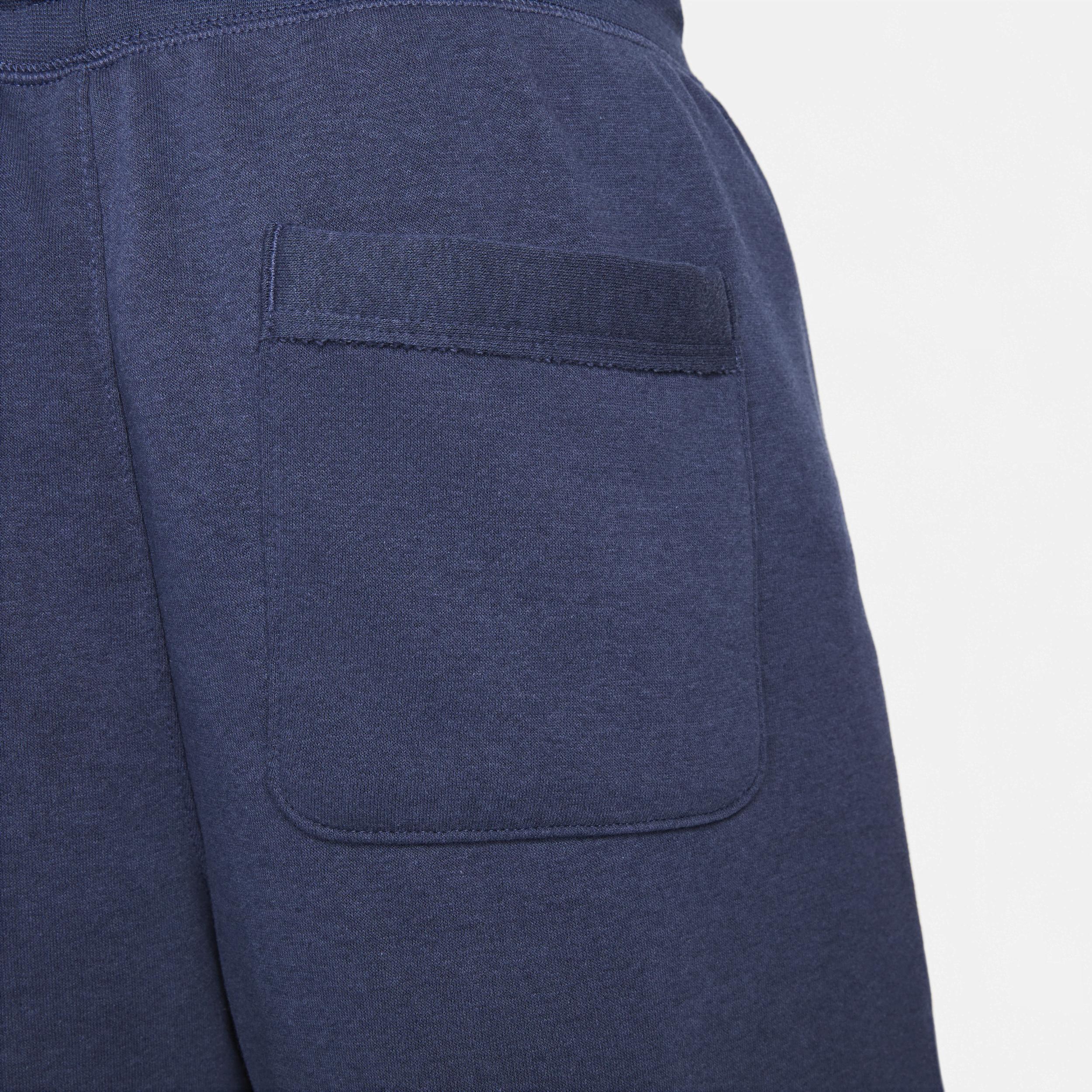 Nike Men's Club Alumni French Terry Shorts Product Image