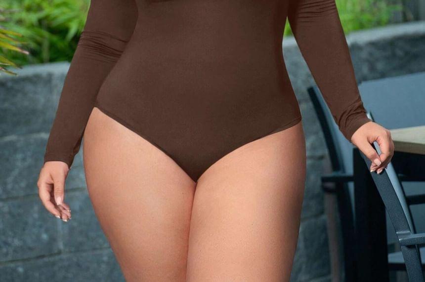 Plus Size Long-Sleeve Scoop Neck Plain Bodysuit Top Product Image