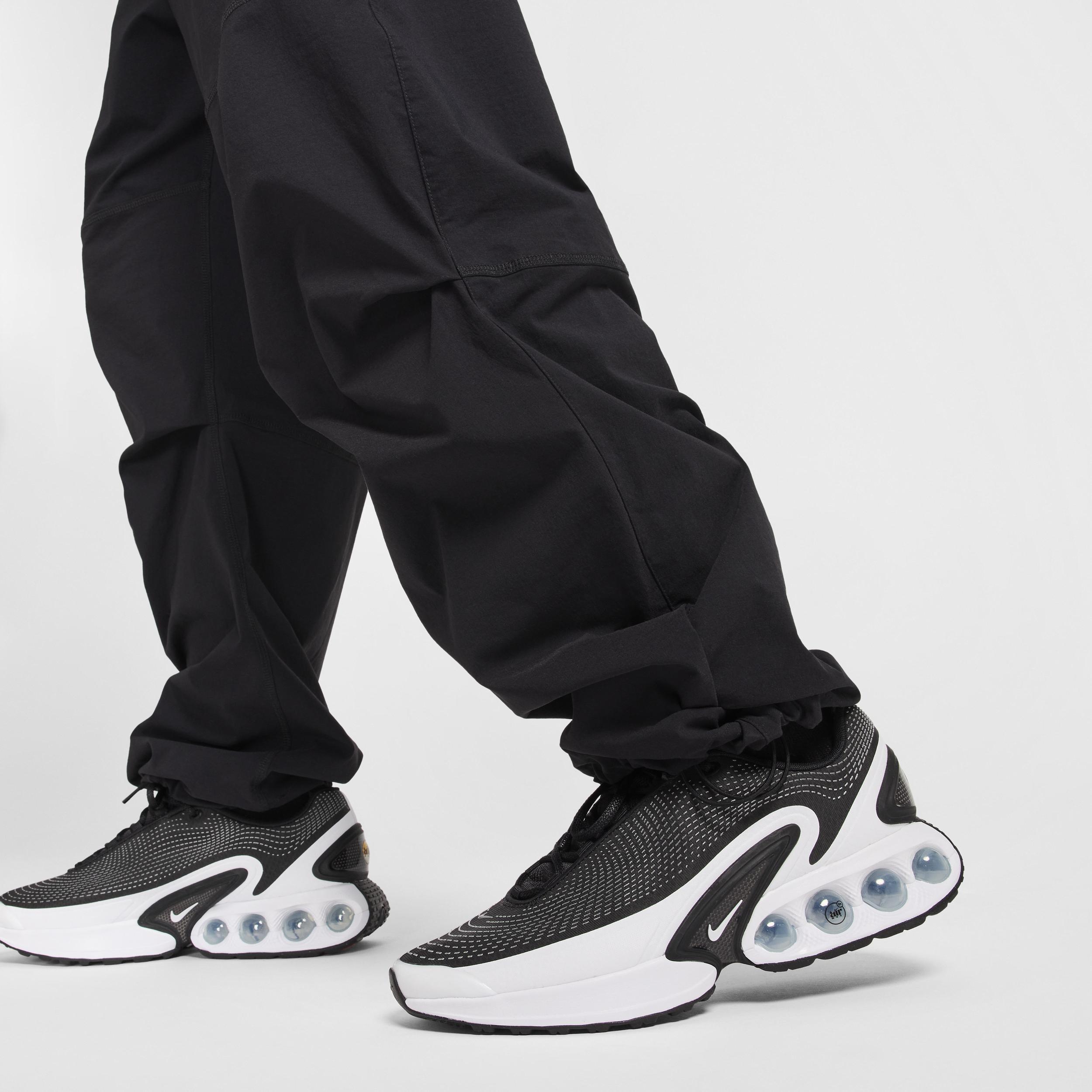 Nike Tech Men's Woven Oversized Pants Product Image