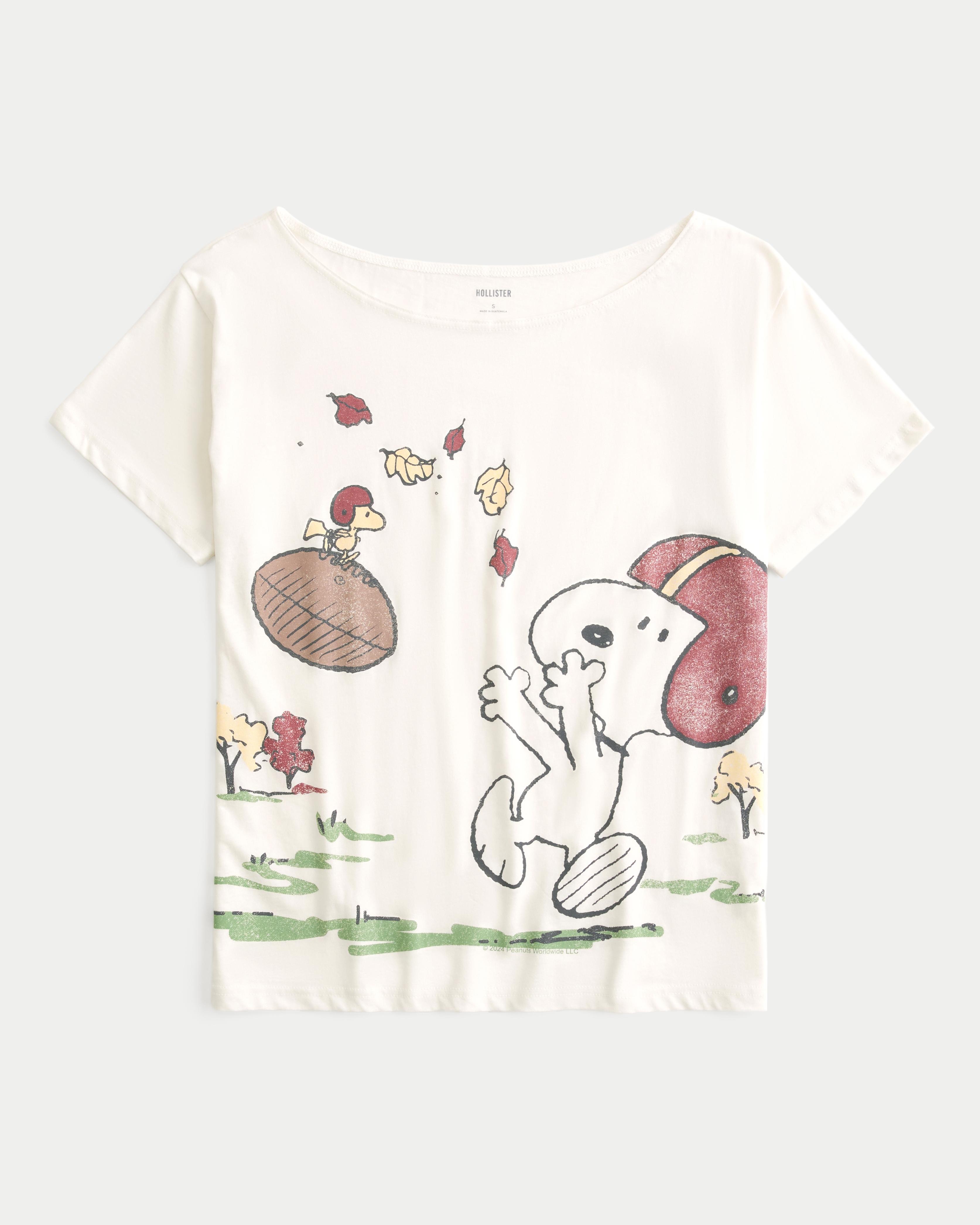 Oversized Off-the-Shoulder Snoopy Graphic Tee Product Image