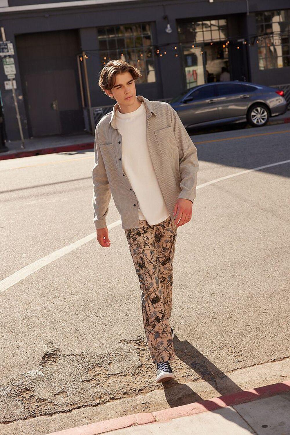 Slim-Fit Camo Print Cargo Pants | Forever 21 Product Image