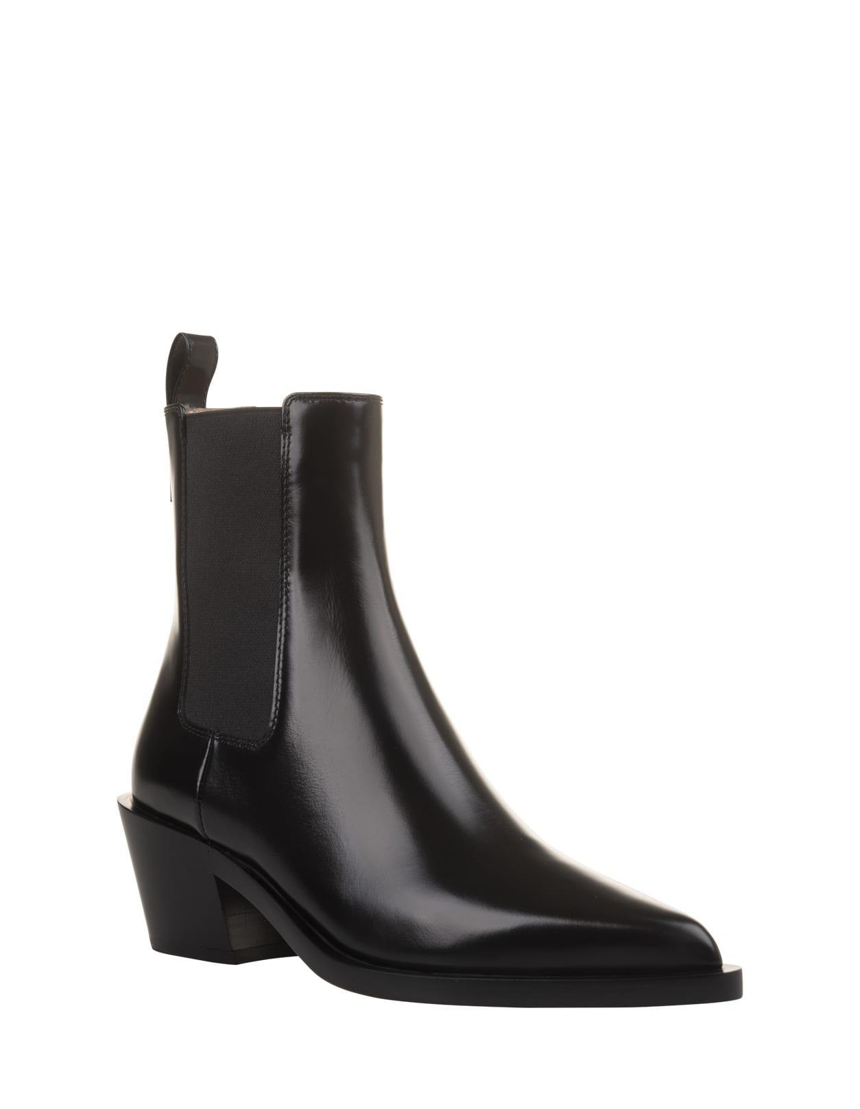 GIANVITO ROSSI Ankle Boot In Black Product Image