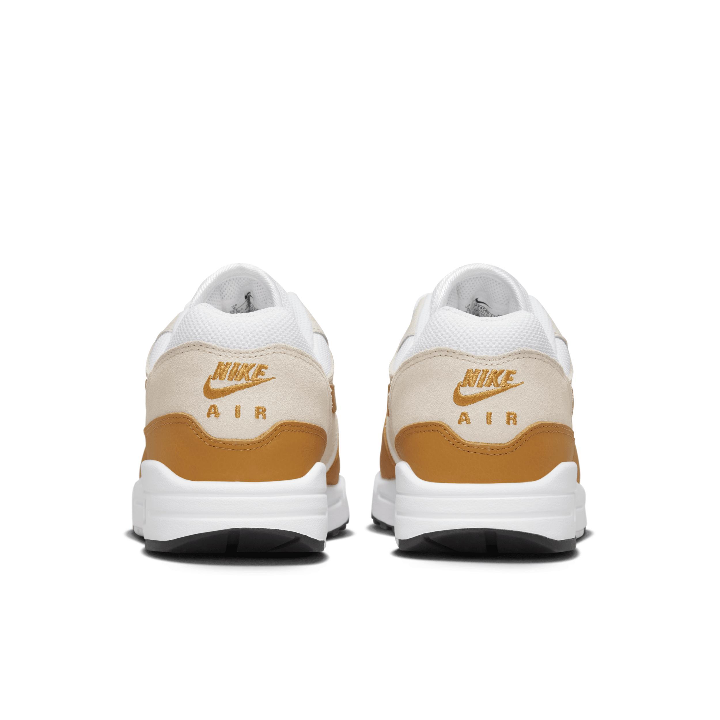 Nike Men's Air Max 1 SC Shoes Product Image