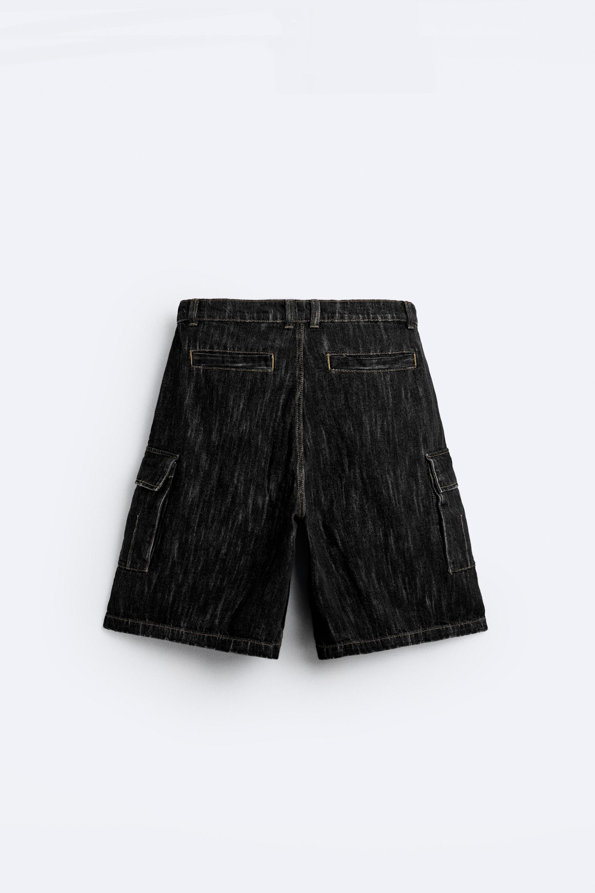 TEXTURED DENIM CARGO SHORTS Product Image