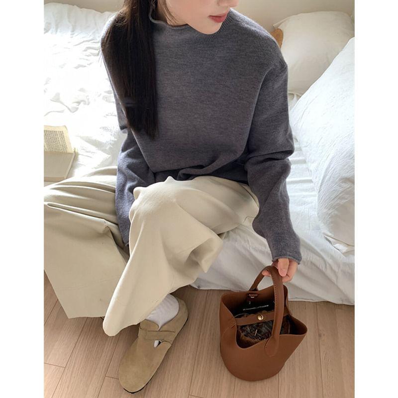 Long-Sleeve Turtleneck Ribbed Knit Top Product Image