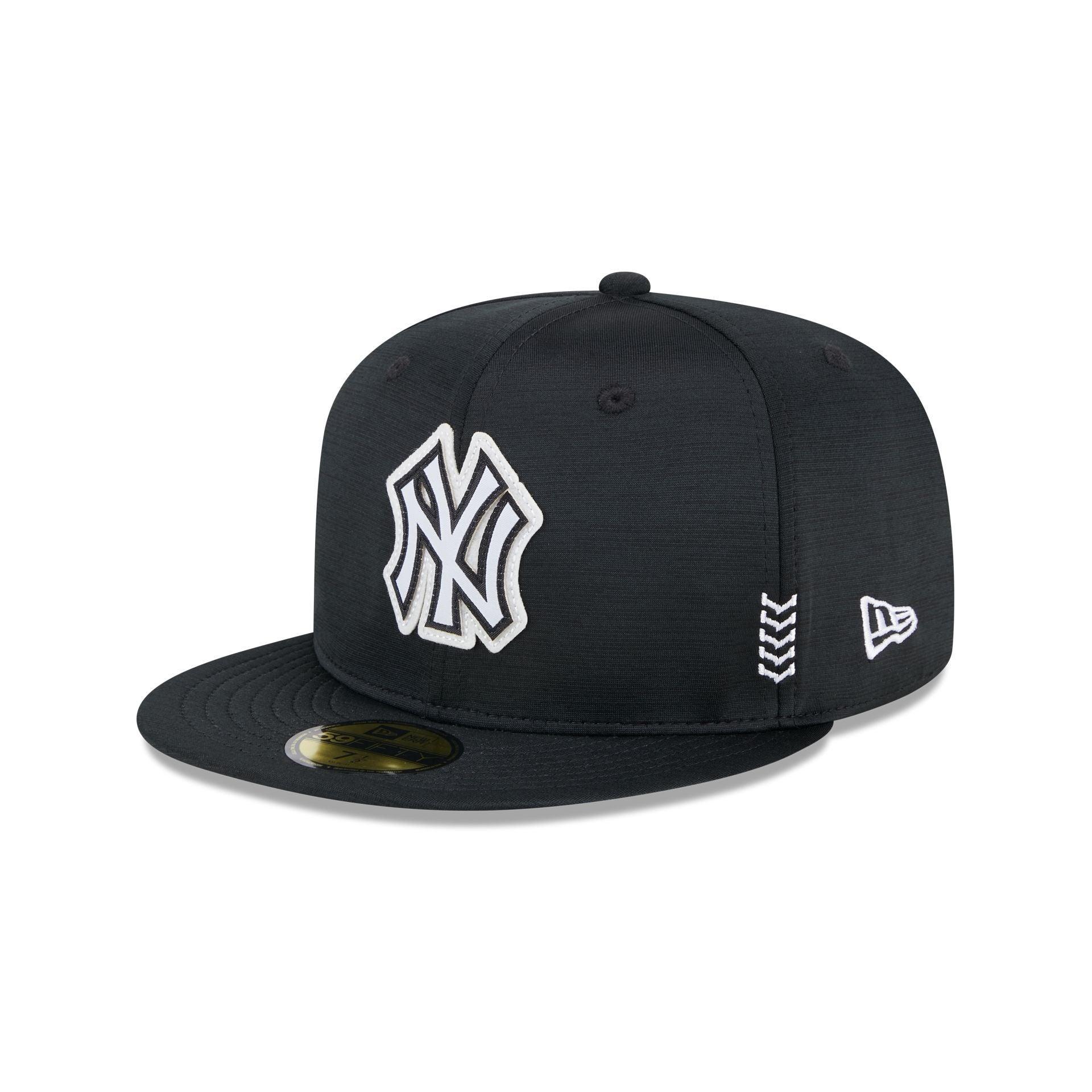 New York Yankees 2024 Clubhouse Black 59FIFTY Fitted Hat Male Product Image