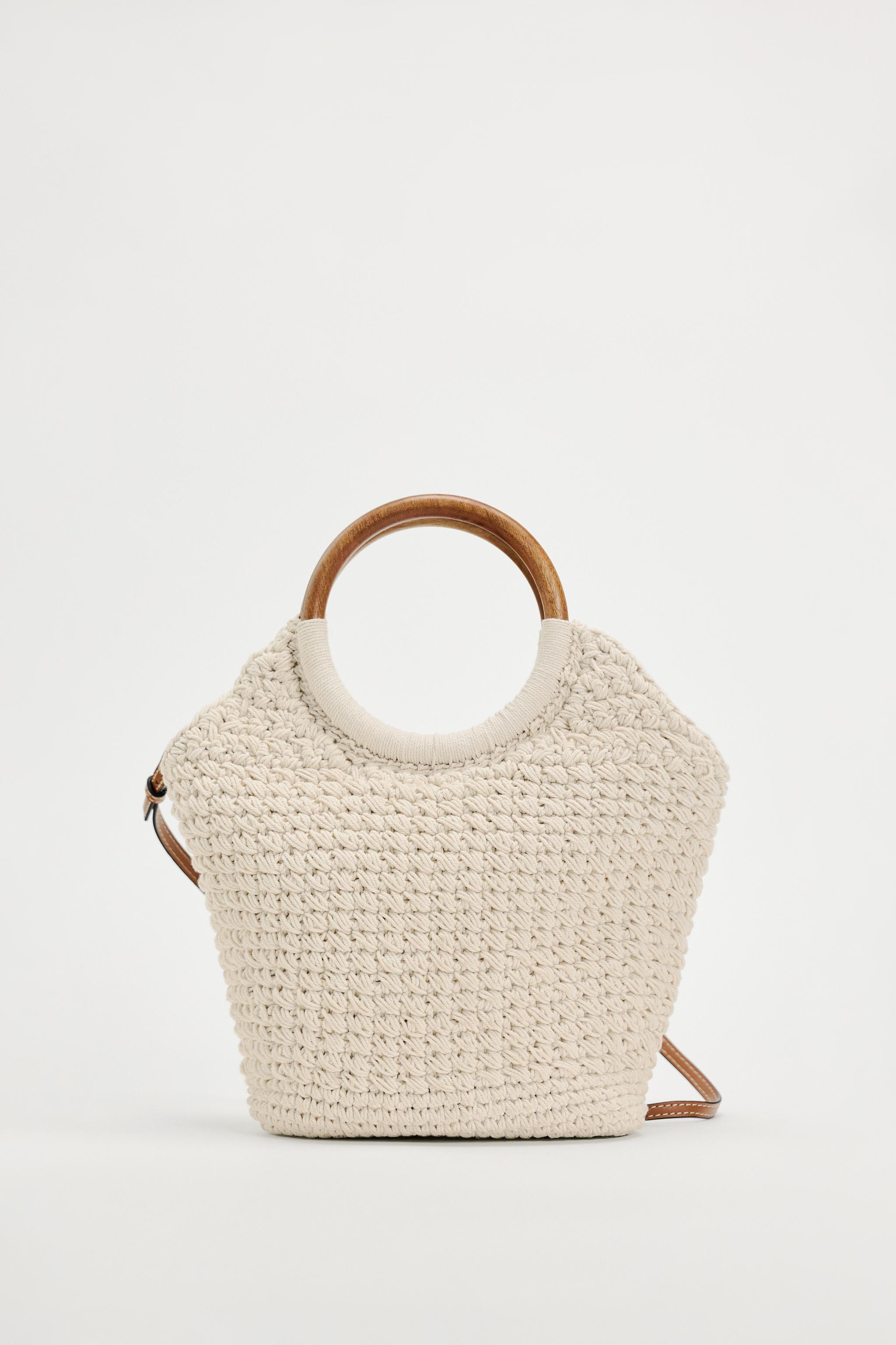 MACRAMÉ BUCKET BAG Product Image