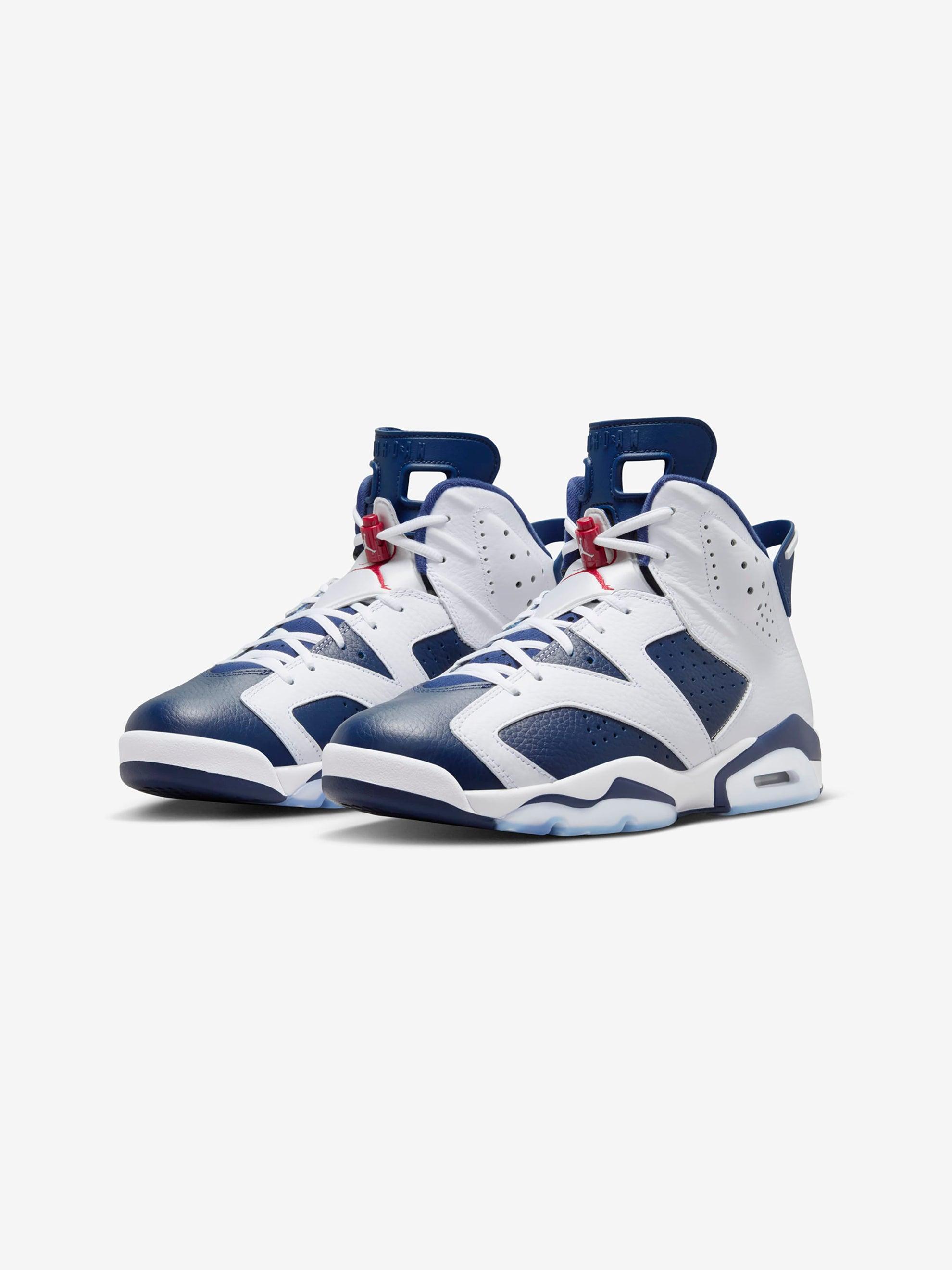 Air Jordan 6 Retro (White/Varsity Red/Midnight Navy) Product Image