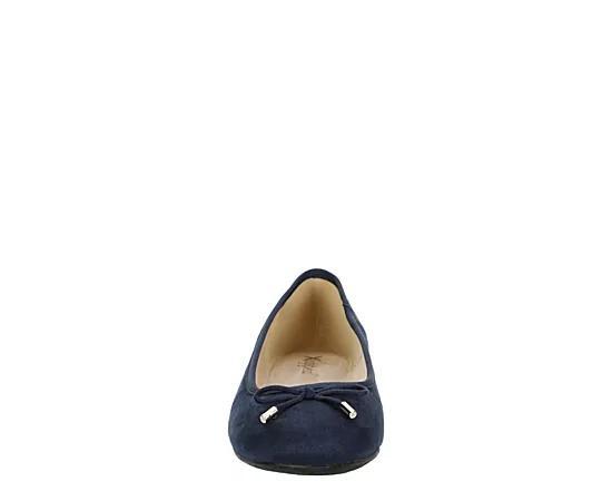 Xappeal Womens Cailin Flat Product Image