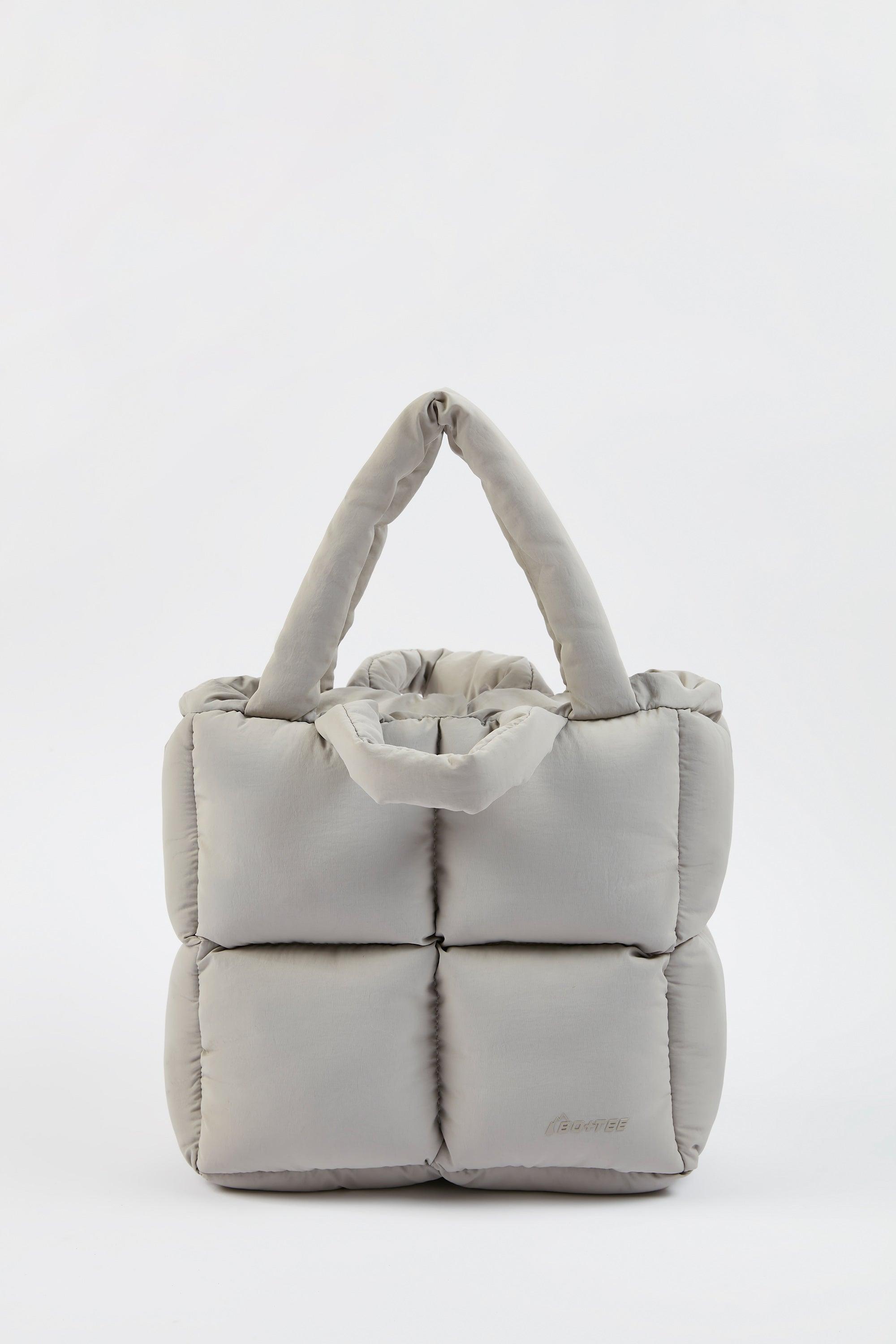 Quilted Puffer Bag in Light Grey Product Image