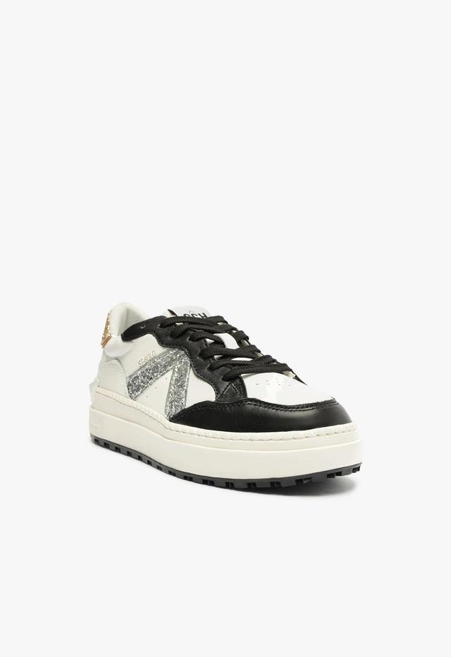 ST-BOLD Leather Sneaker Female Product Image