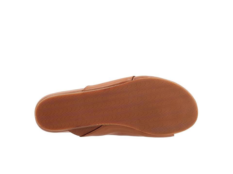 SoftWalk Corsica (Luggage) Women's Shoes Product Image