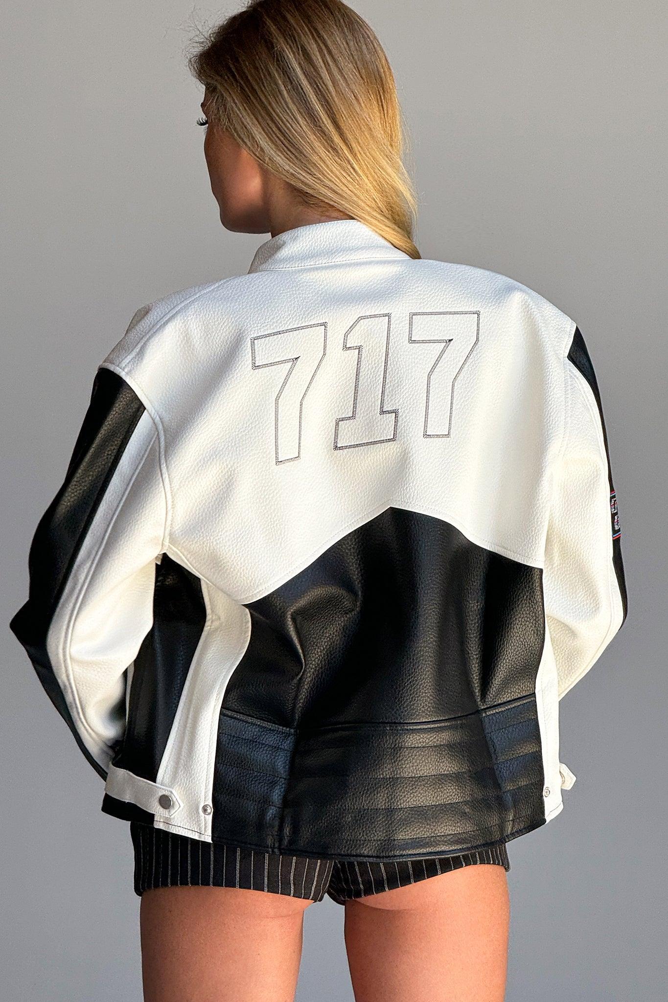 ROXY JACKET - WHITE Product Image