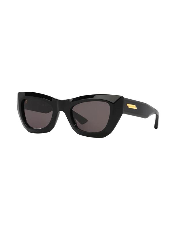 Bottega Veneta Edgy Sunglasses Neutral.. Product Image