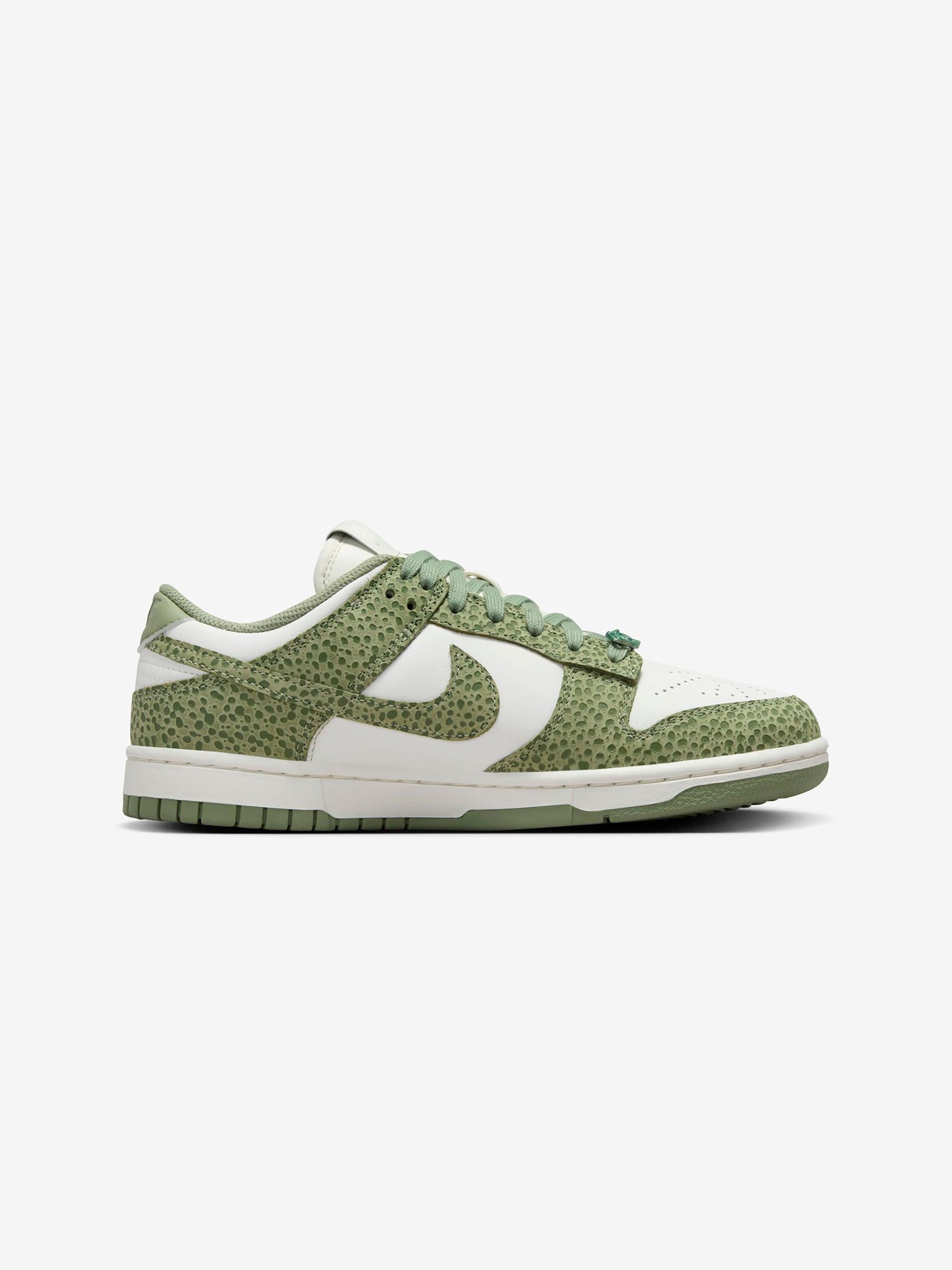 W Nike Dunk Low Premium (Oil Green/Treeline/Sail) Product Image