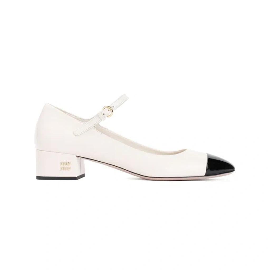 Leather Pumps In White Product Image